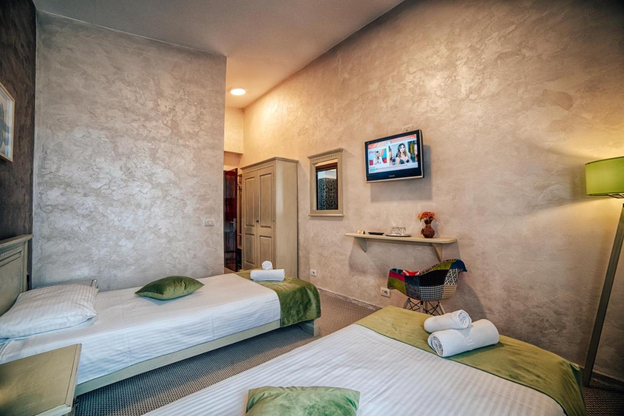 Casa Vatra Radauti Hostel Kültér fotó