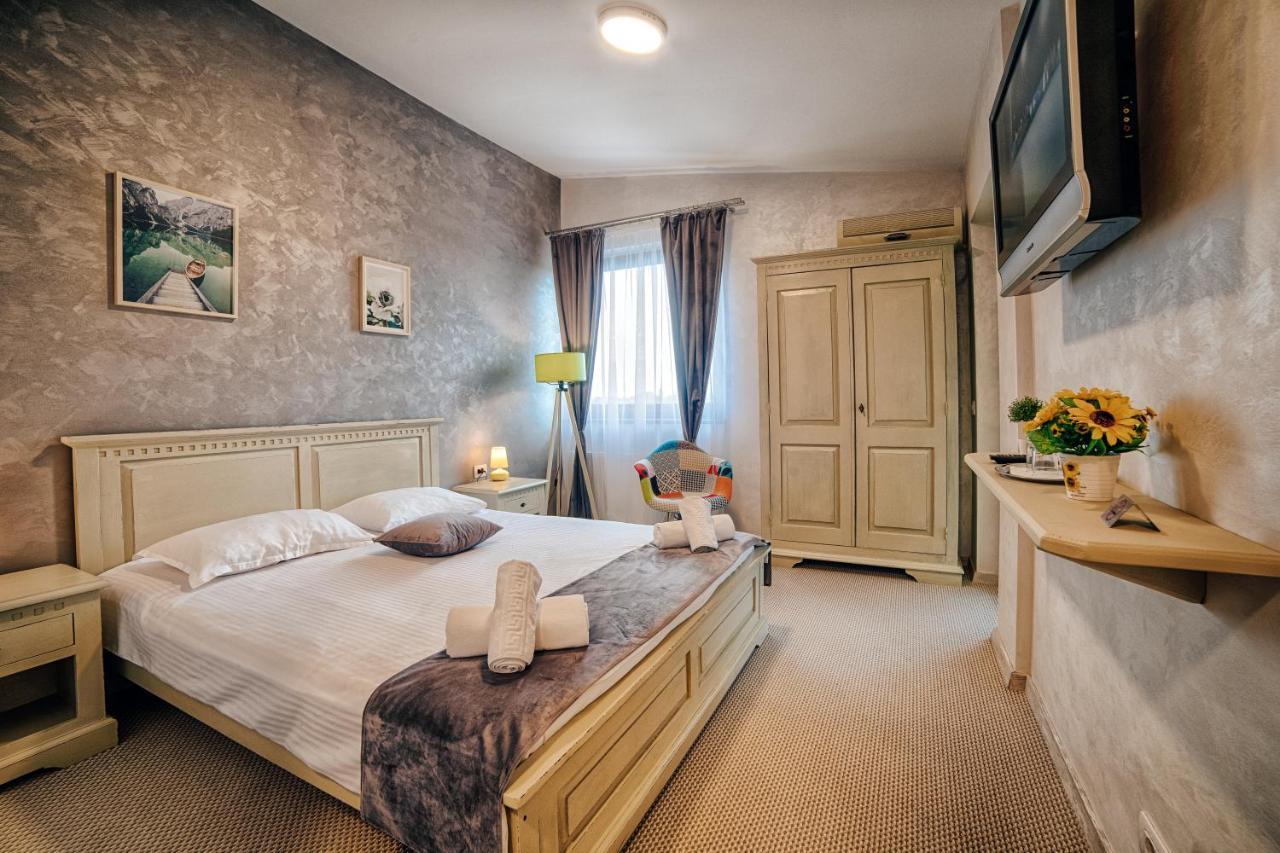 Casa Vatra Radauti Hostel Kültér fotó