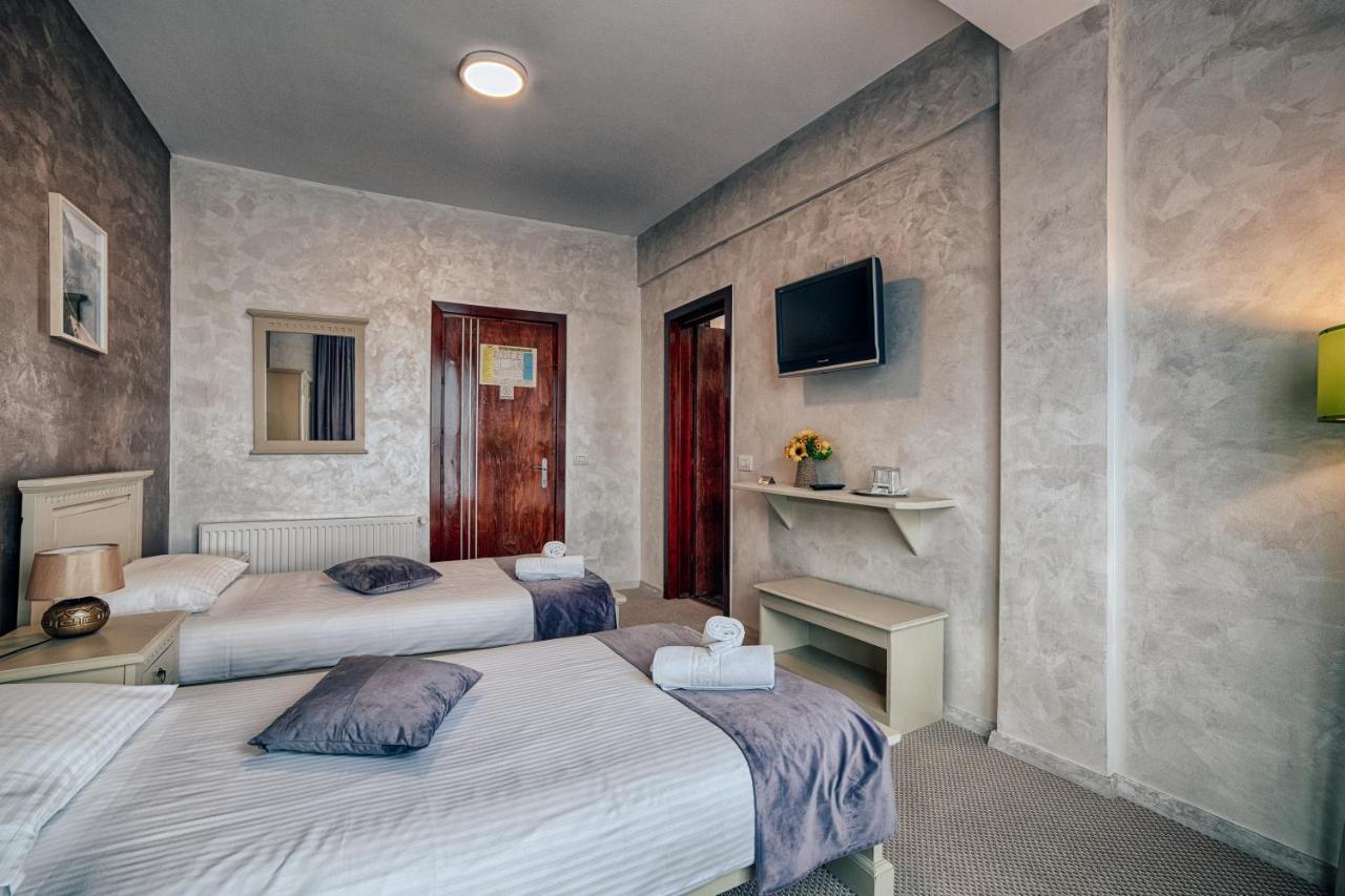Casa Vatra Radauti Hostel Kültér fotó
