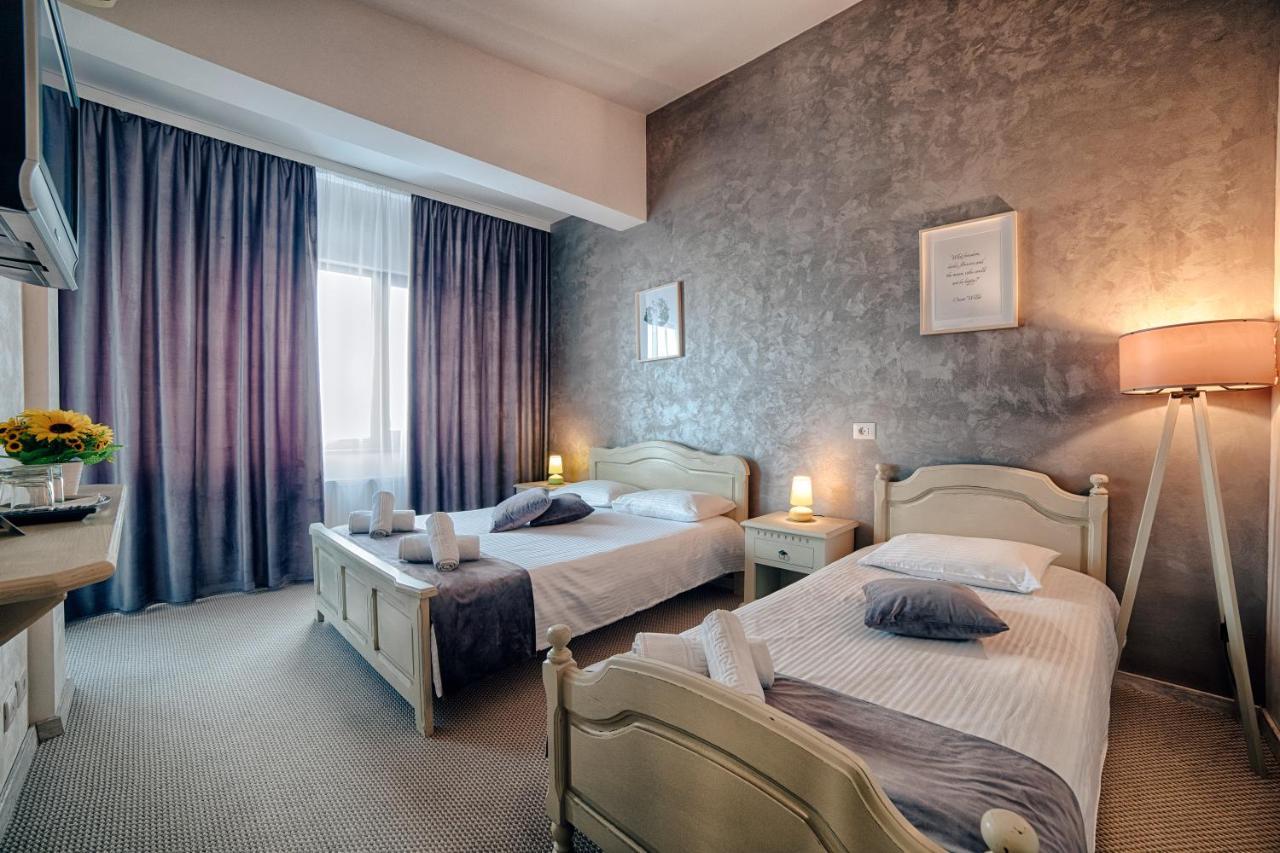 Casa Vatra Radauti Hostel Kültér fotó