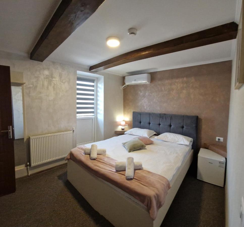 Casa Vatra Radauti Hostel Kültér fotó